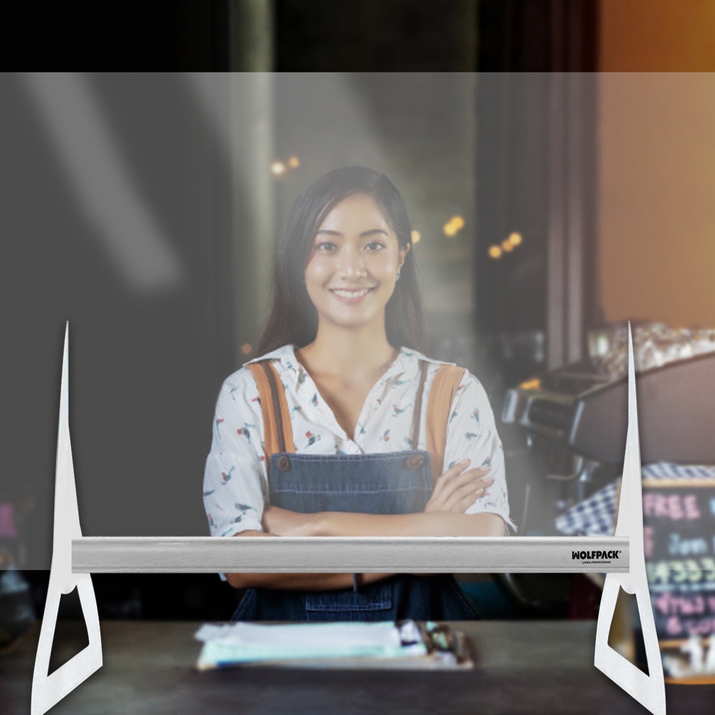 Tela Protetora de Mesa de Metacrilato Transparente 8mm. 67x100cm