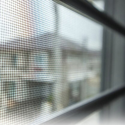 Rede Mosquiteira Fibra de Vidro Cinza 18x16/150 cm. Role 50 metros.