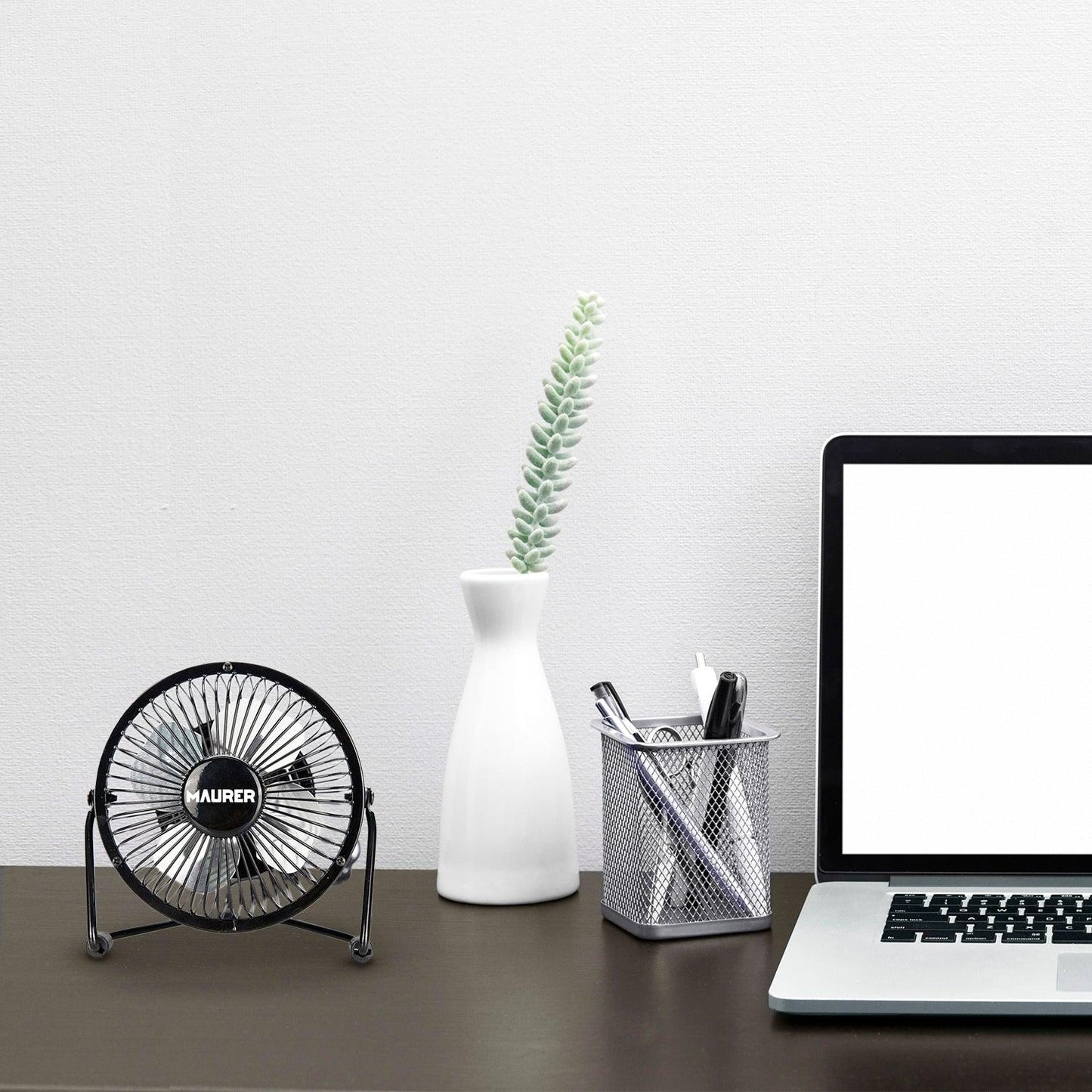 Ventilador Sobremesa Ø 10 cm. Funcionamiento USB - El Brico Hogar